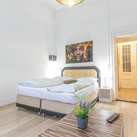 Chic Apartment- Suitable For Longstays Near Matzleinsforferplatz Vídeň Exteriér fotografie