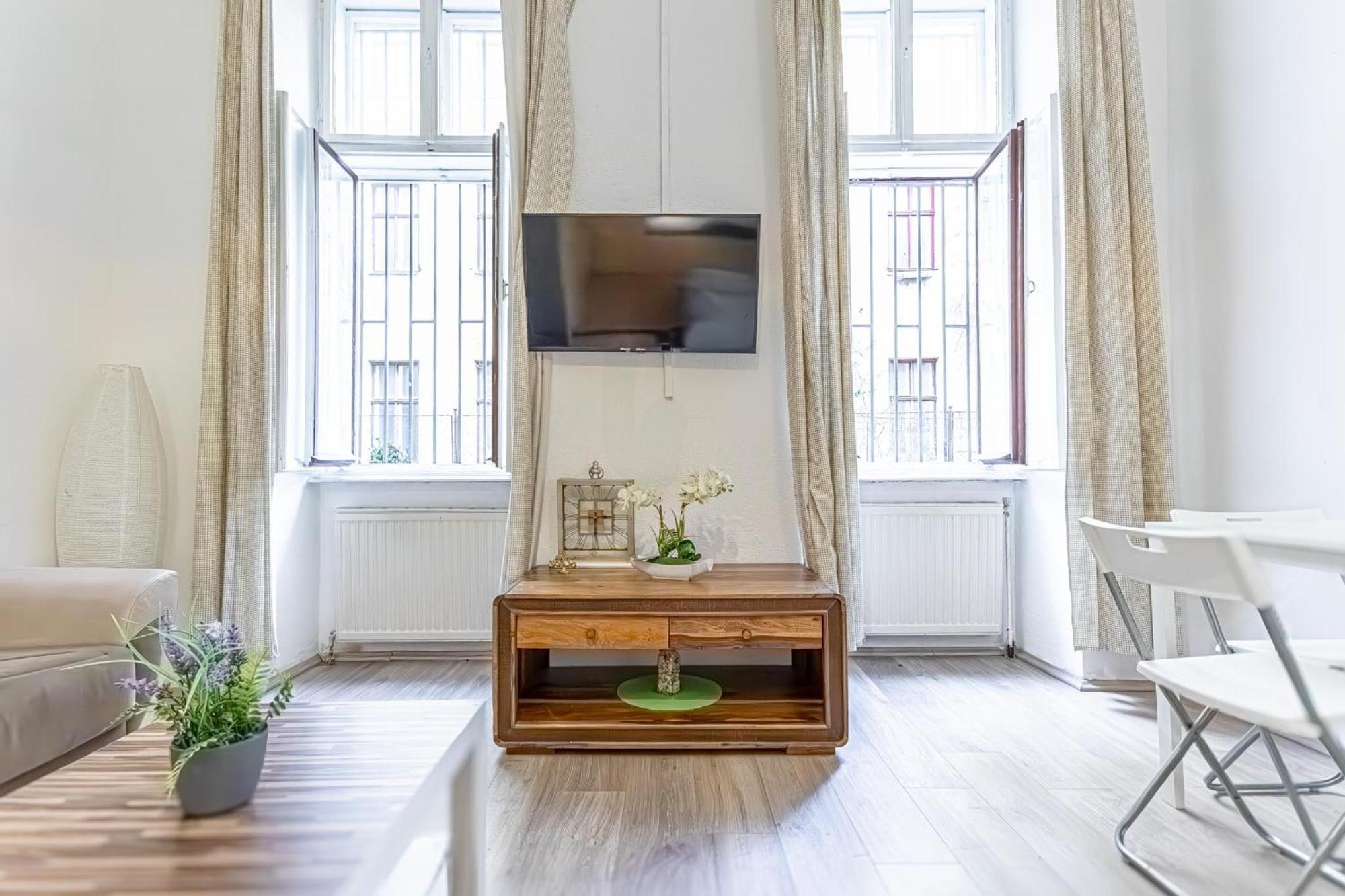 Chic Apartment- Suitable For Longstays Near Matzleinsforferplatz Vídeň Exteriér fotografie