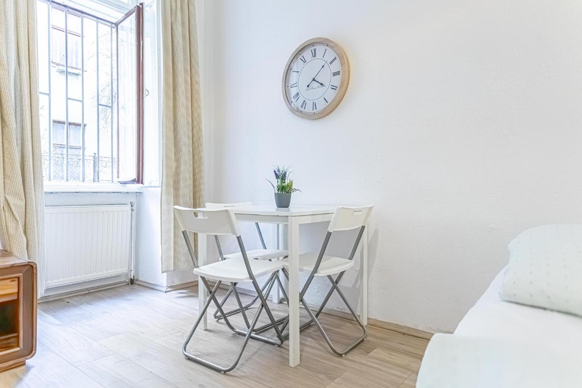 Chic Apartment- Suitable For Longstays Near Matzleinsforferplatz Vídeň Exteriér fotografie