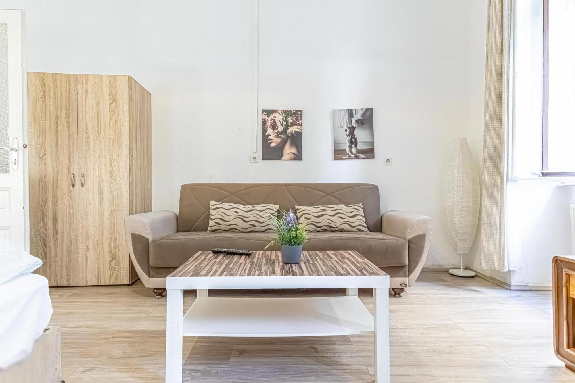 Chic Apartment- Suitable For Longstays Near Matzleinsforferplatz Vídeň Exteriér fotografie